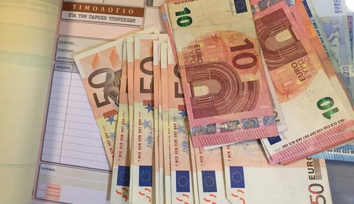 Μπλοκάκια: Πληρώνουν ακόμη και εκείνοι που δεν έχουν εισόδημα