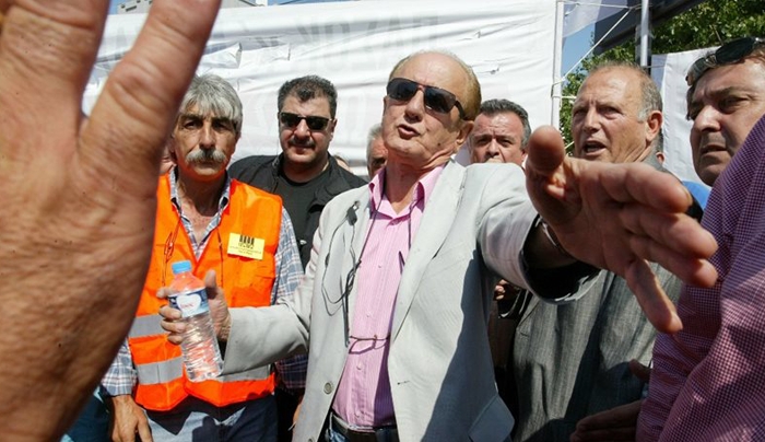 Λυμπερόπουλος: Κρέμασμα στο Σύνταγμα σε όσους ταξιτζήδες συνεργάζονται με την Uber