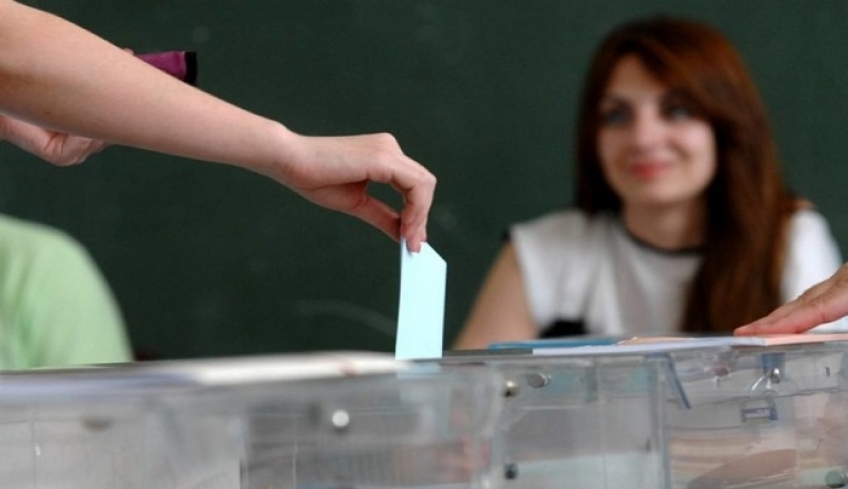 Με τροπολογία και δημόσιοι υπάλληλοι στη θέση δικαστικών αντιπροσώπων