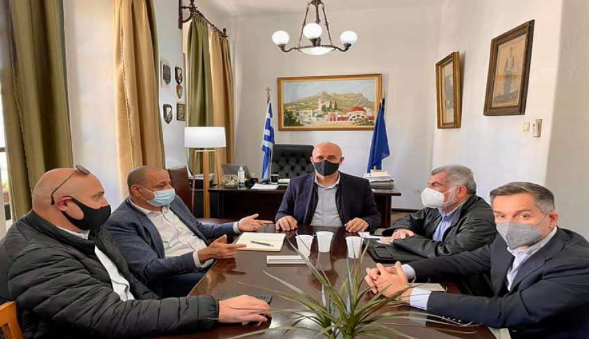Επίσκεψη του Νεκτάριου Σαντορινιού στο δήμαρχο Λέρου