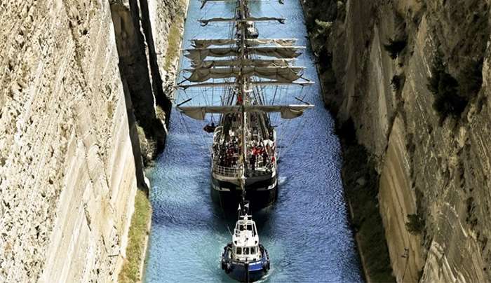 Ολυμπιακή Φλόγα: Το ιστιοφόρο Belem ταξιδεύει για Γαλλία – Άνοιξε πανιά και διέσχισε τη Διώρυγα της Κορίνθου (ΦΩΤΟ-ΒΙΝΤΕΟ)