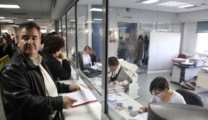 Εως και... 17 χρόνια επιπλέον εργασία για να πάρουμε σύνταξη