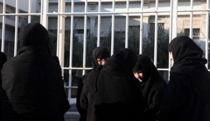 Το ΣΔΟΕ «τσεκάρει» καλόγρια με καταθέσεις «μαμούθ»