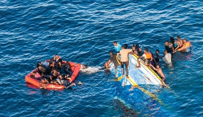 Ναυάγιο με νεκρούς ανοικτά της Σικελίας