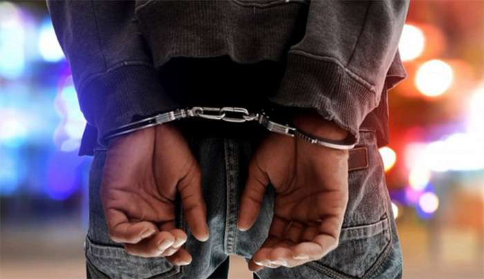 Δικάζεται 44χρονος που κατηγορείται ότι βίαζε τα παιδιά της πρώην συζύγου του