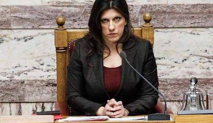 Αλλάζει στάση η Ζωή: «Είμαι υπέρ του Οχι, αλλά πρέπει να πάμε όλοι μαζί»