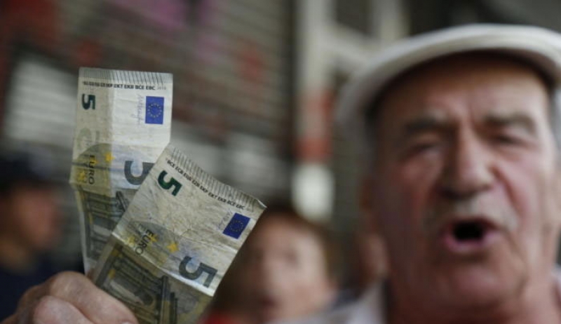 Συντάξεις: Μειώσεις και… αστερίσκοι – Προϋπολογισμός στον… αέρα