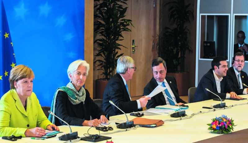 Λιτότητα διαρκείας με πλεόνασμα 2,1% ως το 2030 και λύση του χρέους σε δόσεις