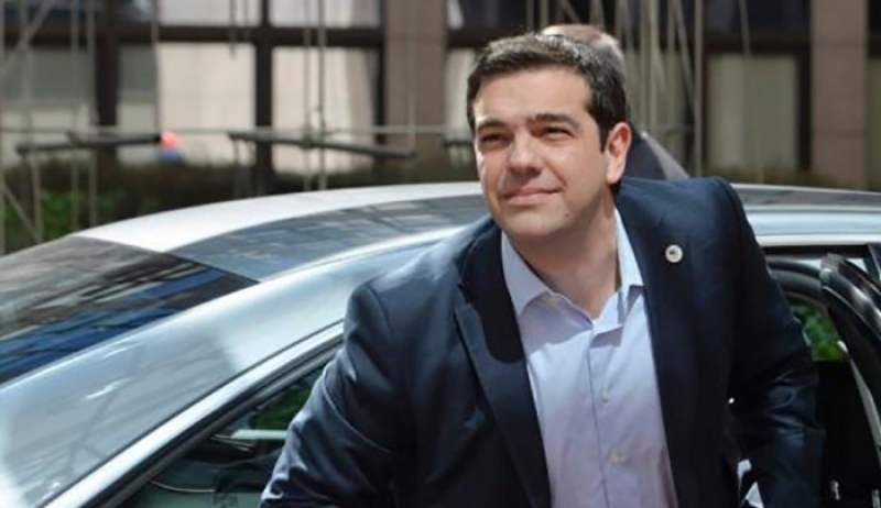 Λέσβος: Υποδοχή Τσίπρα με κατεβασμένα ρολά, για ΦΠΑ και μεταναστευτικό