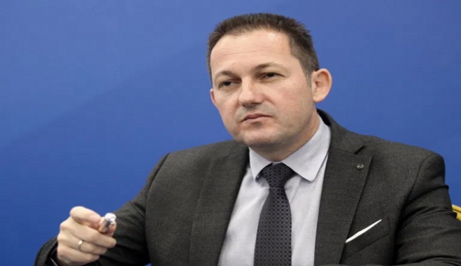 Πέτσας: Η επιμήκυνση της τουριστικής περιόδου, θα αντισταθμίσει απώλειες