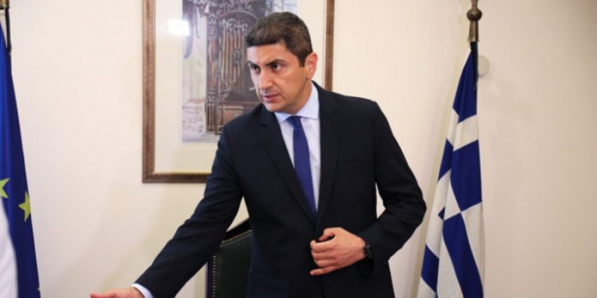 Ανακοίνωση Υφυπουργού Πολιτισμού και Αθλητισμού κ. Λευτέρη Αυγενάκη για την μετακίνηση φιλάθλων του Ολυμπιακού για τον αγώνα με τον ΟΦΗ