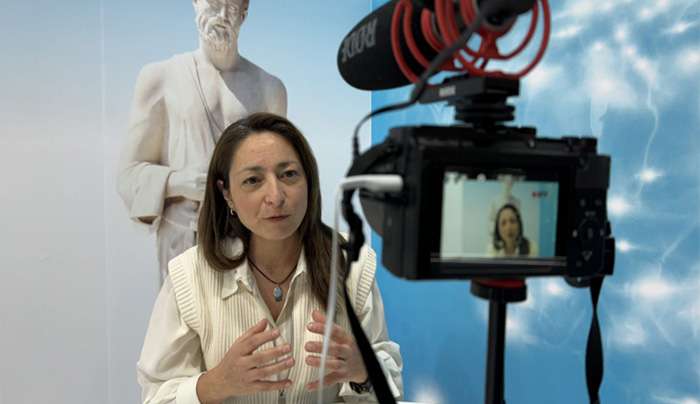 ITB 2024 – Ντίνα Σβύνου: Πολλά τα χαμόγελα στο ελληνικό περίπτερο | Αναμένεται θετική συνέχεια…| VIDEO