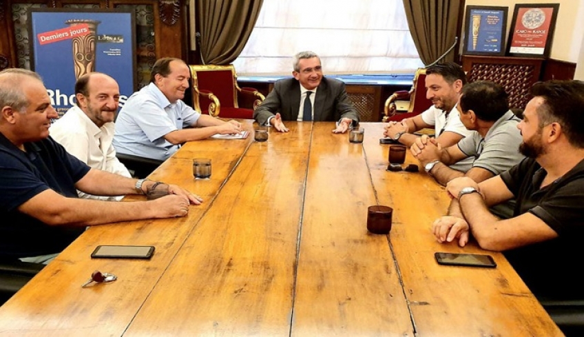 Συνεργασία του Περιφερειάρχη, Γ. Χατζημάρκου, με τη διοίκηση του Εργατικού Κέντρου Ρόδου
