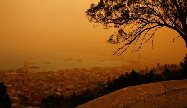 Υγρασία και μεταφορά σκόνης από την Αφρική