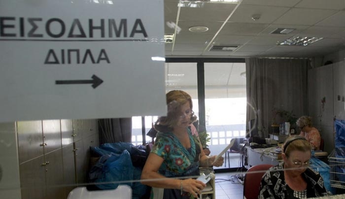 Πώς θα γλιτώσετε μισθούς, συντάξεις και καταθέσεις από τις κατασχέσεις της εφορίας