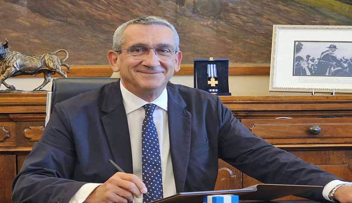 Προγραμματική Σύμβαση μεταξύ της Περιφέρειας και του Δήμου Χάλκης για το έργο «Μελέτη βελτιωτικών δράσεων στον οδικό άξονα» του νησιού
