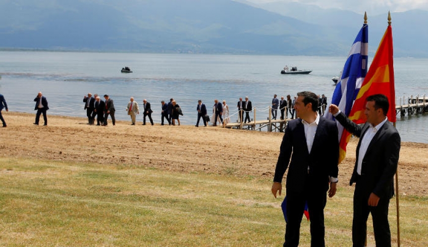 Σκοπιανό: Συναγερμός στο Μαξίμου για την… διαφωνία των Πρεσπών