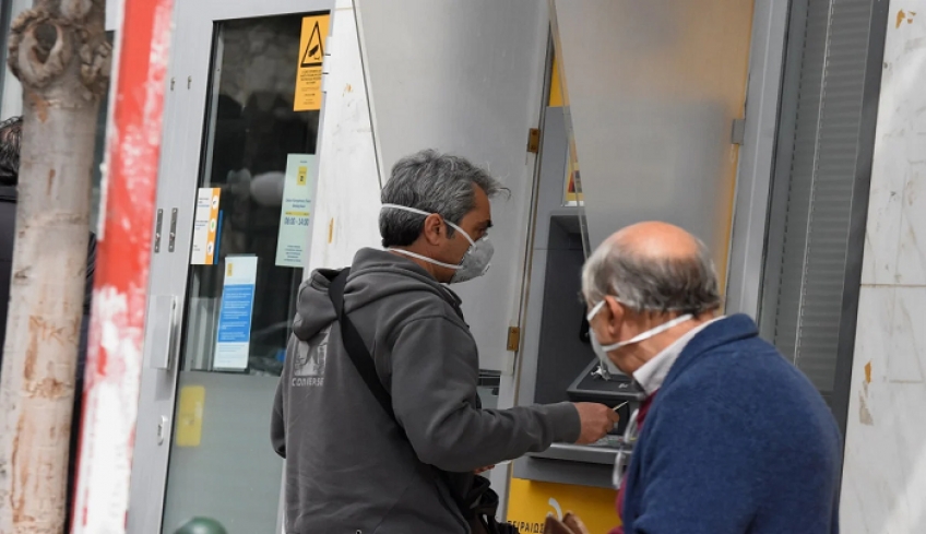 Πληρωμές για εθνική σύνταξη και αναδρομικά σε 30.000 δικαιούχους - Ώρα... ταμείου για τα επιδόματα του ΟΠΕΚΑ