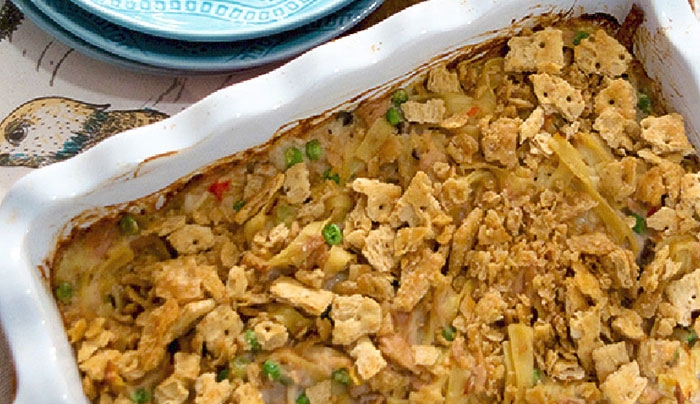 Noodles με τόνο και λαχανικά