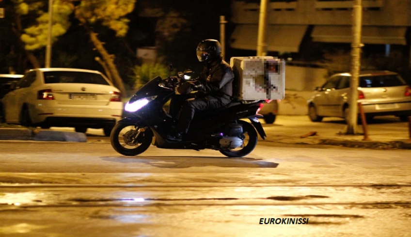 Στη φάκα της ΑΑΔΕ επιχειρήσεις εστίασης, δεν έκοβαν εκατοντάδες χιλιάδες αποδείξεις σε παραγγελίες μέσω πλατφορμών delivery
