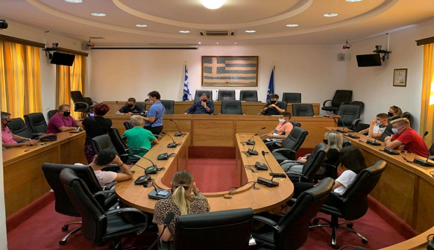 Συνάντηση Θεοδόση Νικηταρά με αντιπροσωπεία μαθητών