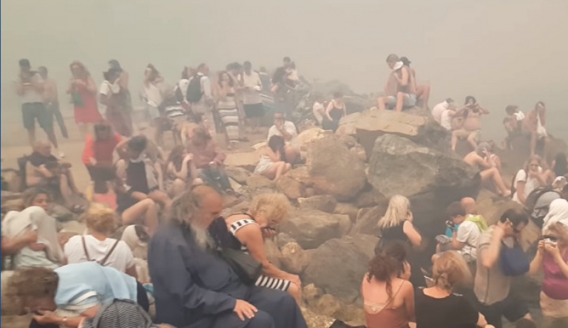 Νέο βίντεο σοκ από την πυρκαγιά στο Μάτι: Πώς προσπαθούσαν να σωθούν