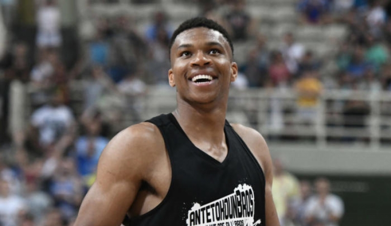 Υπόκλιση ESPN στον Γιάννη Αντετοκούνμπο! «Τέταρτος καλύτερος παίκτης στο ΝΒΑ»