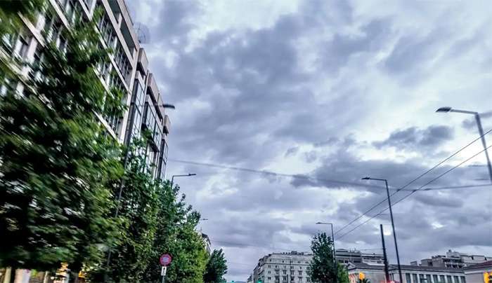 Καιρός σήμερα: Βροχές και καταιγίδες κυρίως το απόγευμα – Έως 6 μποφόρ οι άνεμοι στο Αιγαίο