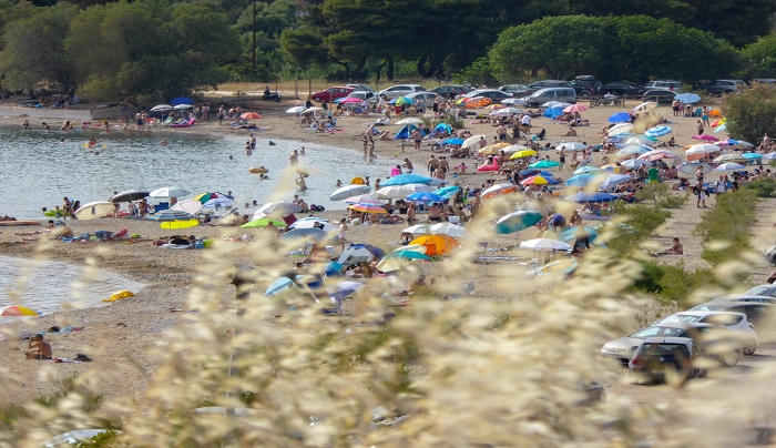 Οι 19 χώρες που θα στείλουν πρώτες τουρίστες στην Ελλάδα στις 15 Ιουνίου