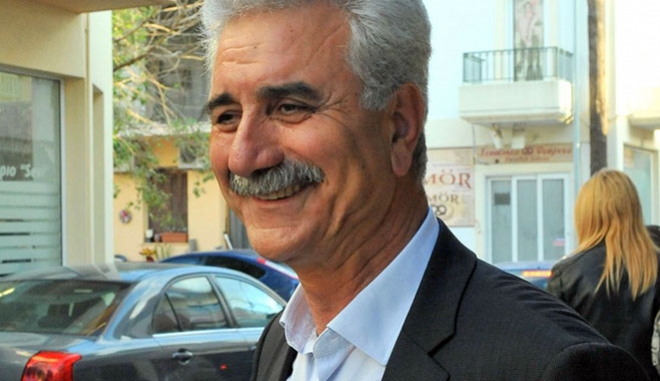 Στη Σαντορίνη περιοδεύει ο Γιάννης Μαχαιρίδης