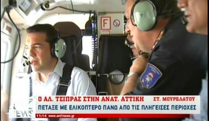 Αυτοψία Τσίπρα πάνω από τα καμένα – Επίσκεψη στους πυροσβέστες: Εκφράζουμε τη βαθιά μας ευγνωμοσύνη (ΒΙΝΤΕΟ)