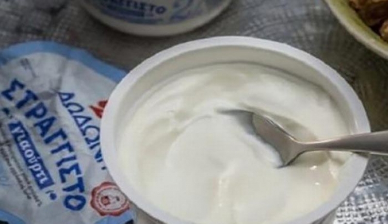 Η «Δωδώνη» ανακαλεί προληπτικά τρία είδη γιαουρτιών