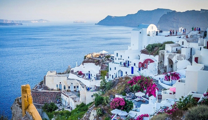 Διθυραμβικά δημοσιεύματα διεθνών Μέσων: Ελπίδα για τις φετινές διακοπές μας η Ελλάδα