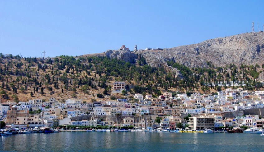 Η Κάλυμνος του Λευτέρη Λαζάρου: «Έχει μια ανεξήγητη ενέργεια το νησί, Πας μια φορά και δεν θες να ξαναφύγεις»