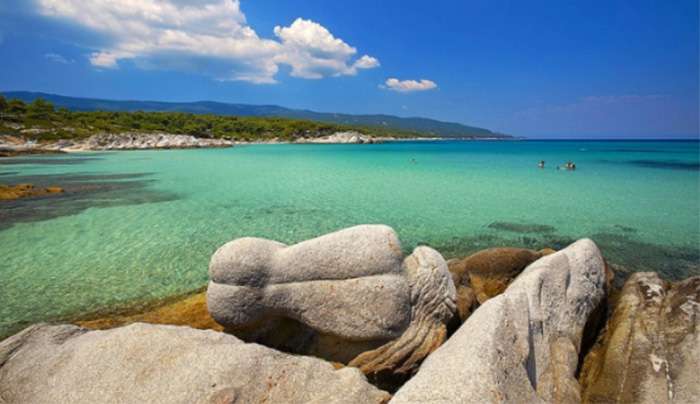 Αποφάσεις για 2 ξενοδοχεία σε Χαλκιδική και Ρόδο