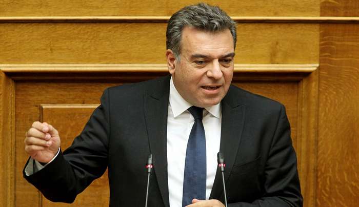 Παρέμβαση του Μάνου Κόνσολα για την ενίσχυση με τραυματιοφορείς του νοσοκομείου της Ρόδου