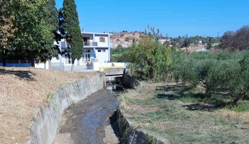 Καθαρισμοί ρεμάτων και χειμάρρων στο Πυλί