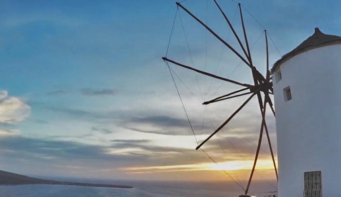 ΑΞΙΖΕΙ ΝΑ ΤΟ ΔΕΙΤΕ: BINTEO προβολής των νησιών μας από την Expo Marathon 2015