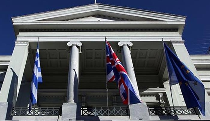 Συνεργασία Ελλάδας – Βρετανίας στο μεταναστευτικό