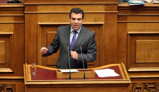 Το ζήτημα της εγκατάστασης των κεραιών κινητής τηλεφωνίας και της ευρυζωνικότητας στα νησιά, έθεσε ο Μάνος Κόνσολας στην Επιτροπή Έρευνας και Τεχνολογίας