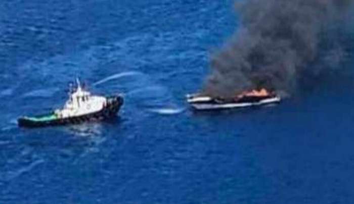 Πυρκαγιά σε θαλαμηγό στην περιοχή Βαθύ Καλύμνου