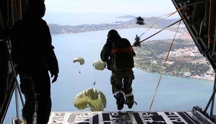 Τουρκία: «Παράνομη η άσκηση Ελλήνων αλεξιπτωτιστών στην Κω, το νησί είναι αποστρατιωτικοποιημένο»