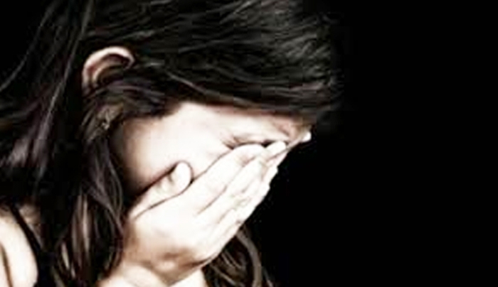 Στη φυλακή μάνα, θεία και παππούς για τον βιασμό 7χρονης στην Κω