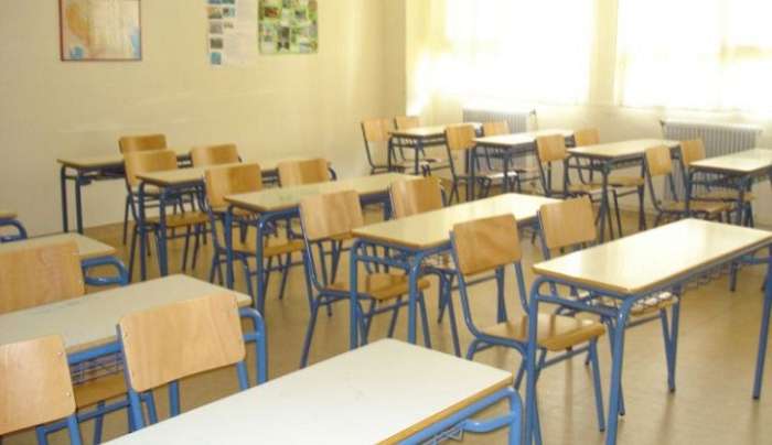 Η δασκάλα στο μονοθέσιο σχολείο στο Αγαθονήσι και ο δύσκολος και πολυδιάστατος ρόλος της