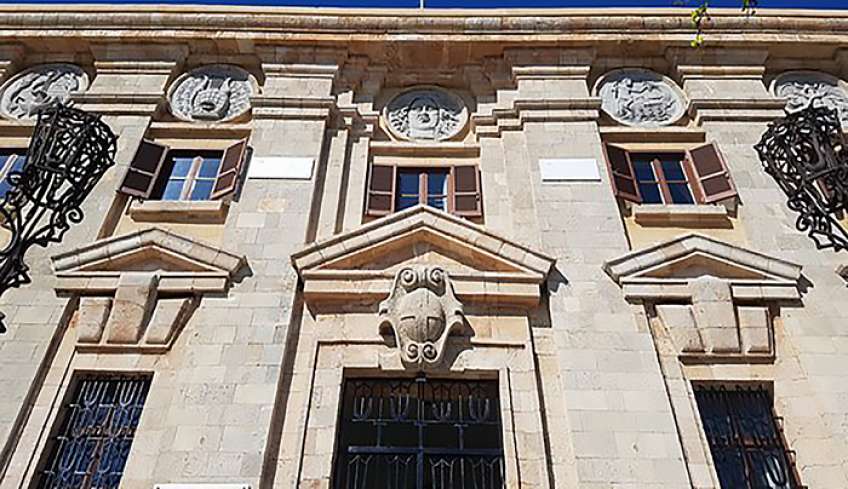 Διαλυτικές καταστάσεις στα ΕΛΤΑ Δωδ/νήσου!