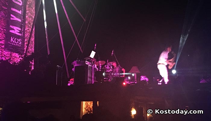 Δείτε φωτό και βίντεο από τον "ΜΥΛΟ" με τον "Max The Sax"!!!