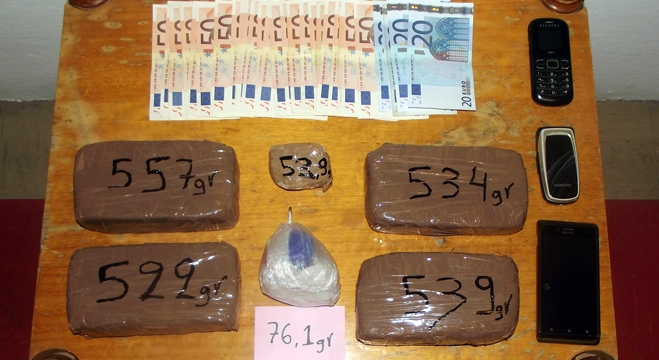Συνελήφθησαν αλλοδαποί με 2 κιλά και 282 γρ. ηρωίνης στη Ρόδο