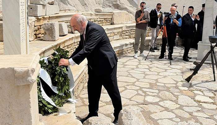 Ο Γ. Νικητιάδης στις εκδηλώσεις τιμής για την 8η Μαΐου 1945 στη Σύμη