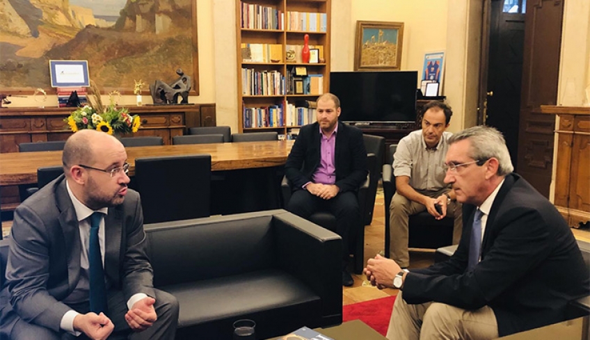Ξεκίνησε η συνεργασία της Περιφέρειας με την Ευρωπαϊκή Τράπεζα Επενδύσεων