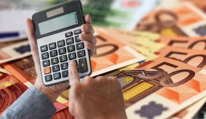 Χρέη στον ΕΦΚΑ: Πότε συμφέρει η ρύθμιση και σε ποιες περιπτώσεις η σύνταξη… ανασφάλιστου